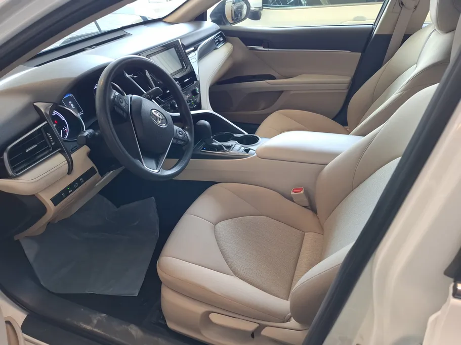 2024 Toyota Camry  LE HEV 