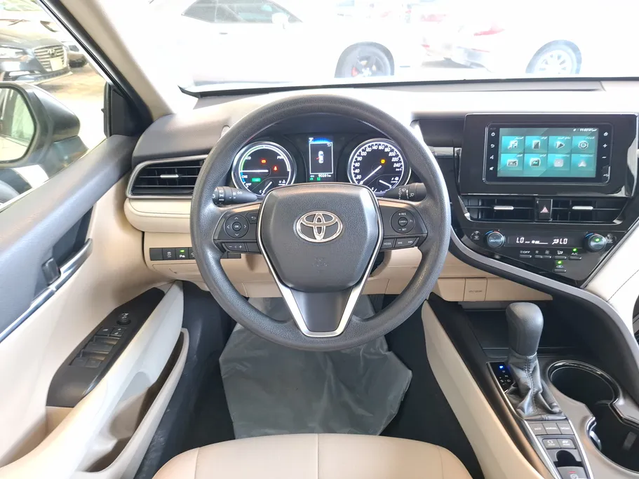 2024 Toyota Camry  LE HEV 