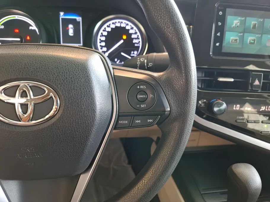 2024 Toyota Camry  LE HEV 