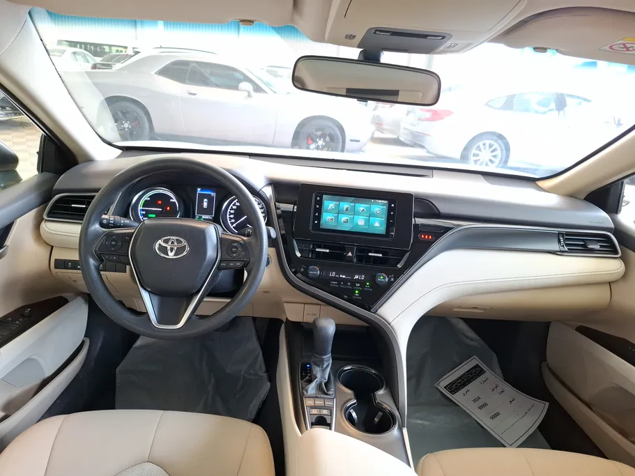 2024 Toyota Camry  LE HEV 