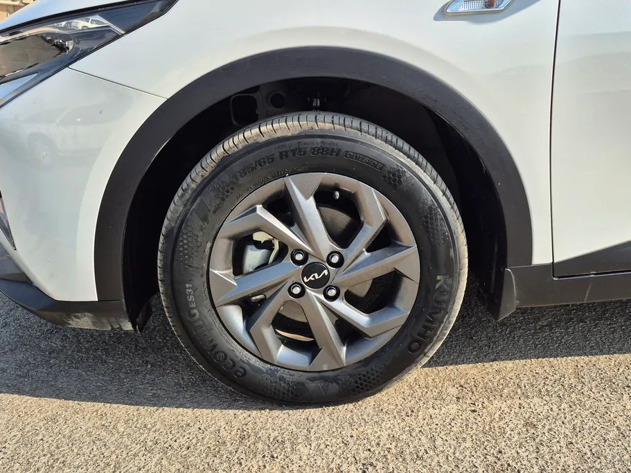 2024 Kia K3 LX2 