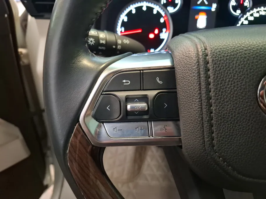 2024 Toyota Land Cruiser GXR5 
