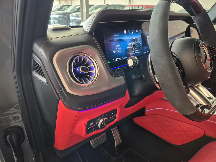2025 Mercedes G Class 63 