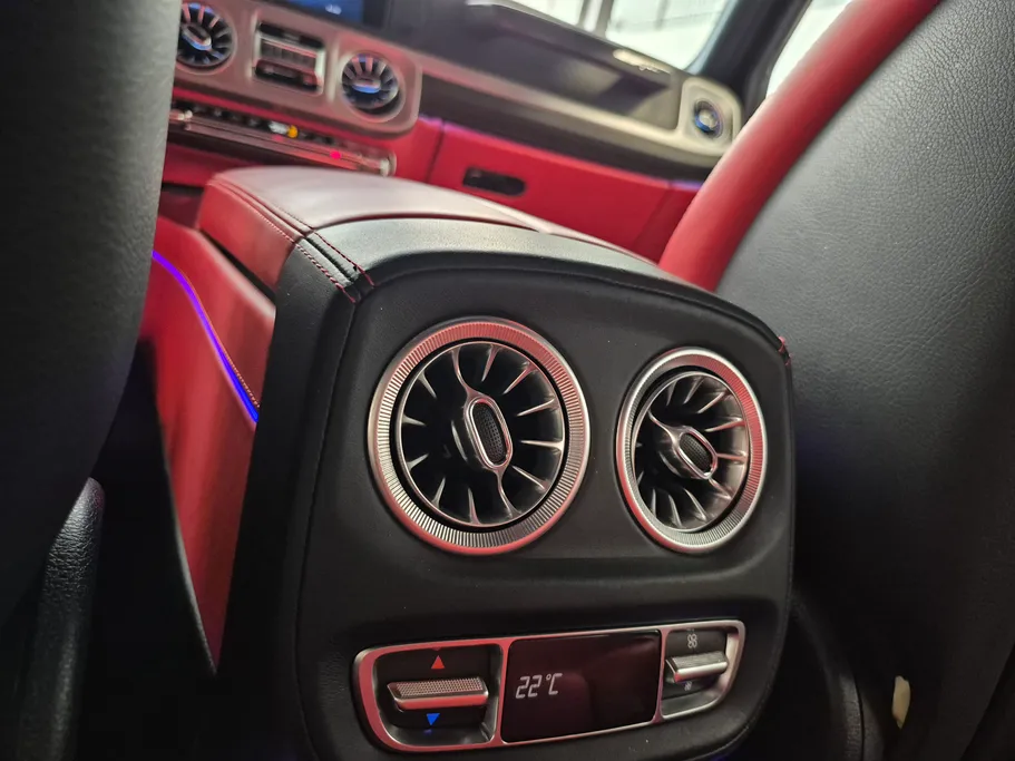 2025 Mercedes G Class 63 