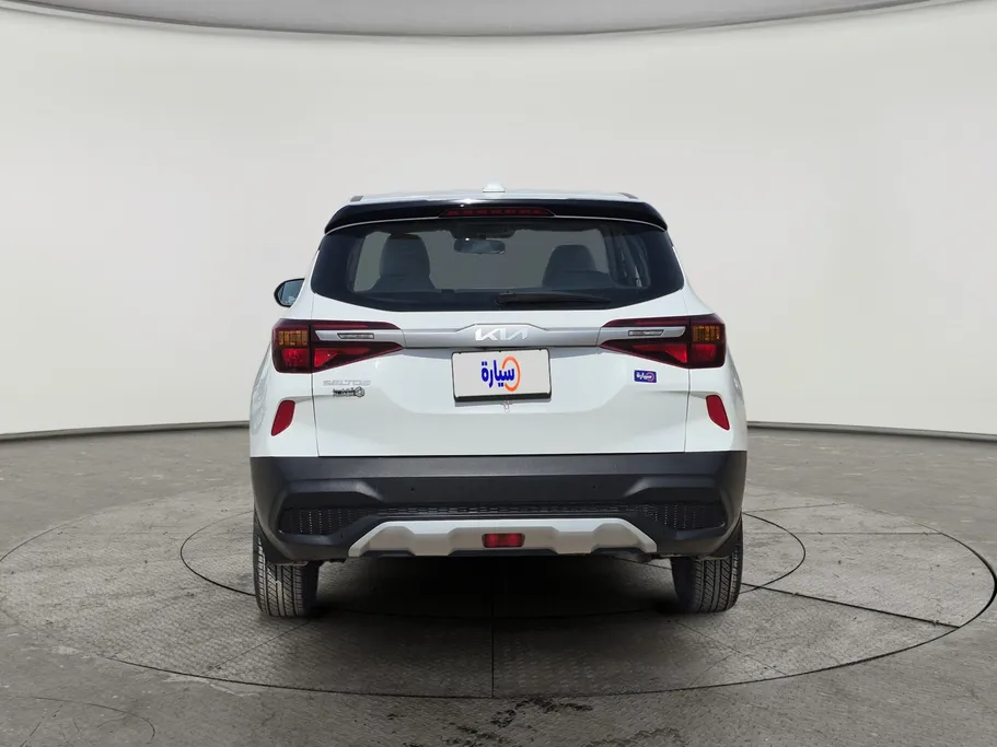 2023 كيا Seltos LX 