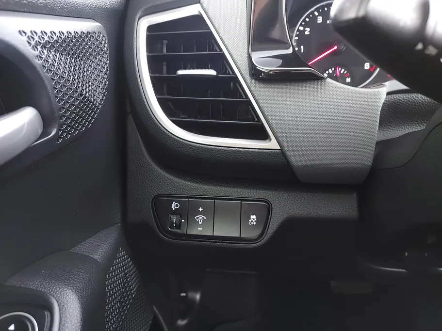 2023 Kia Seltos LX 