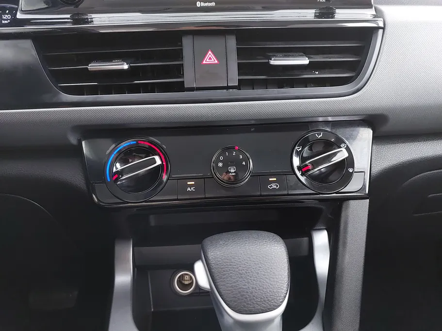 2023 Kia Seltos LX 
