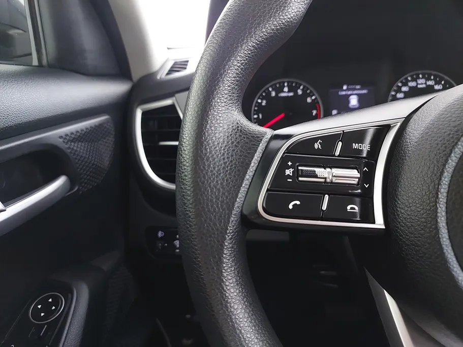 2023 Kia Seltos LX 
