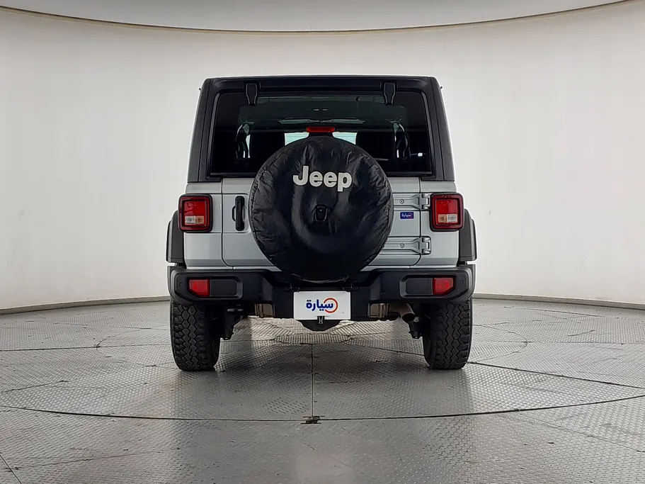 2023 جيب Wrangler سبورت 
