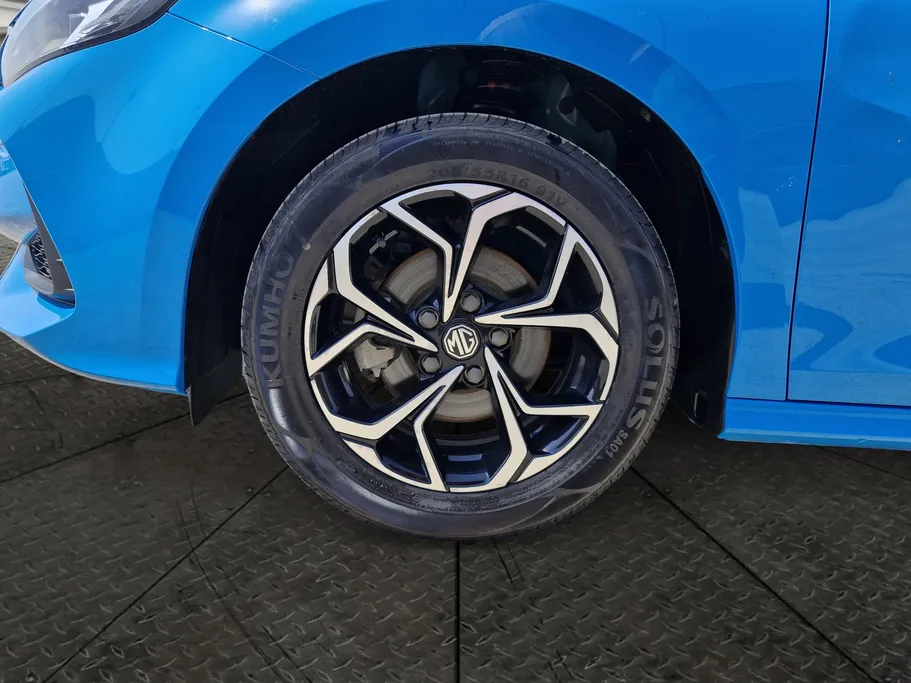 2024 MG GT STD 