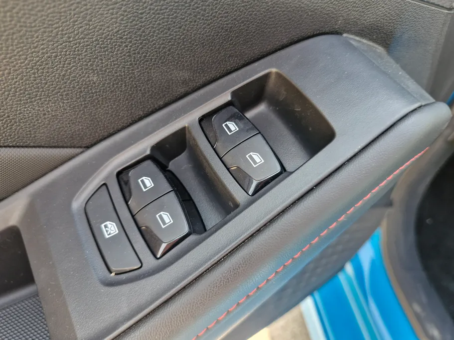 2024 MG GT STD 