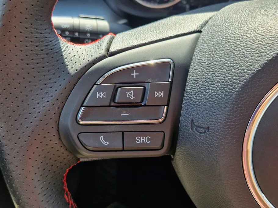 2024 MG GT STD 