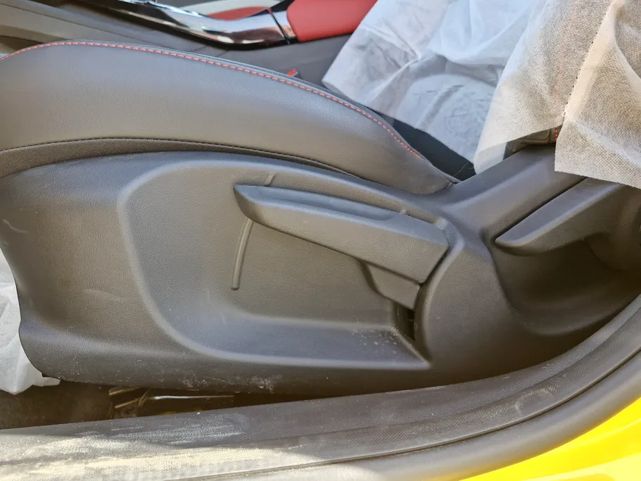 2024 MG GT COM 