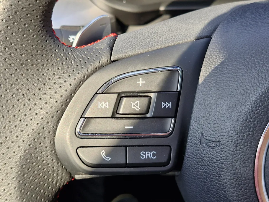 2024 MG GT COM 