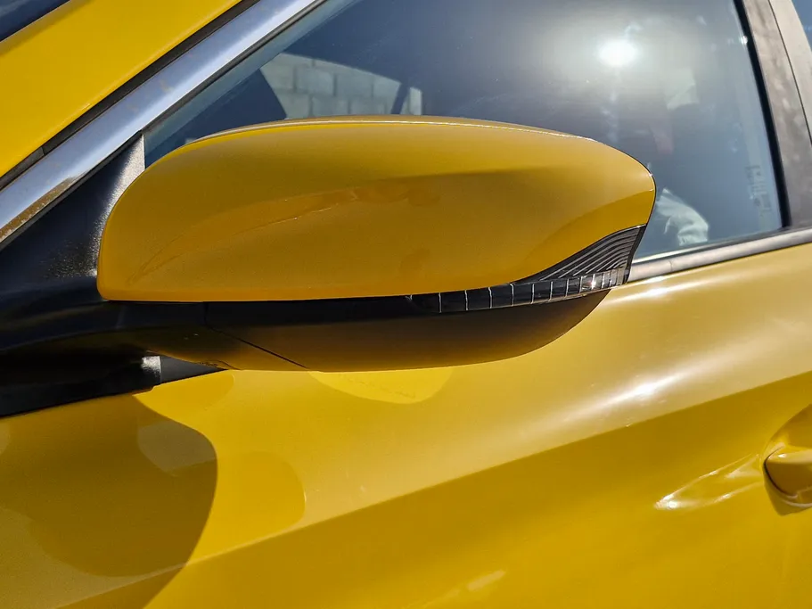 2024 MG GT COM 