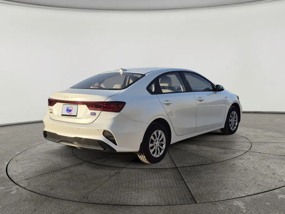 2024 كيا Cerato LX 