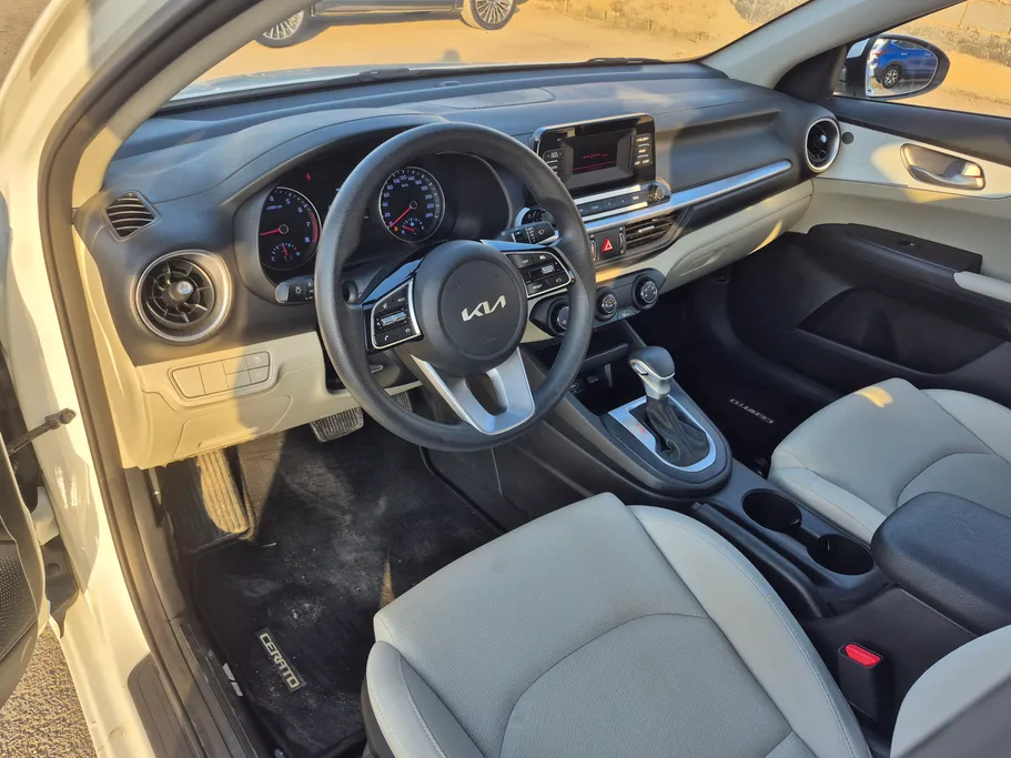 2024 كيا Cerato LX 