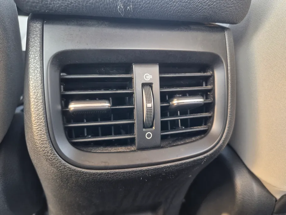 2024 كيا Cerato LX 