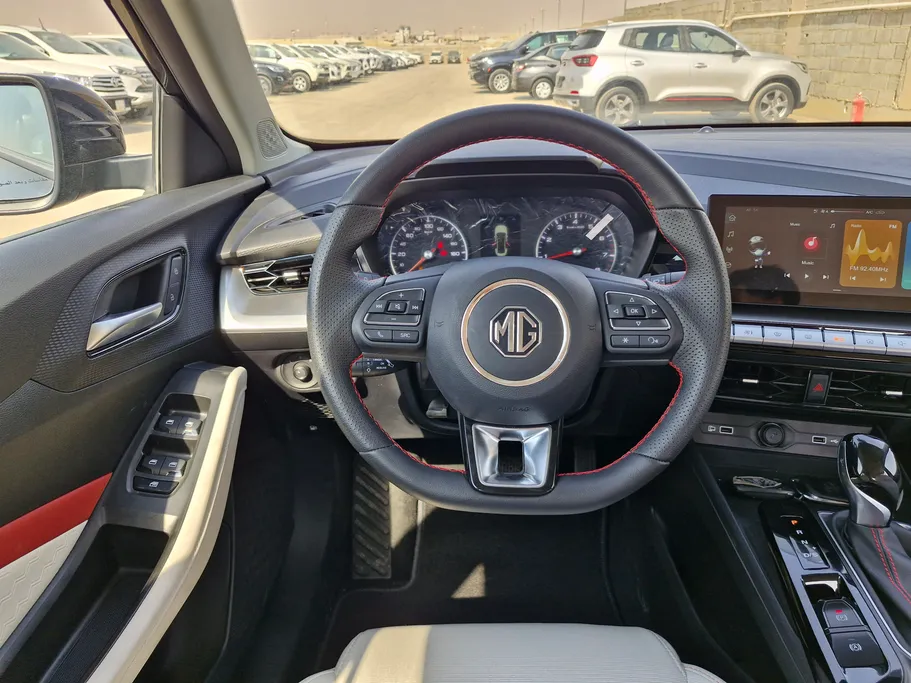 2024 MG GT STD 