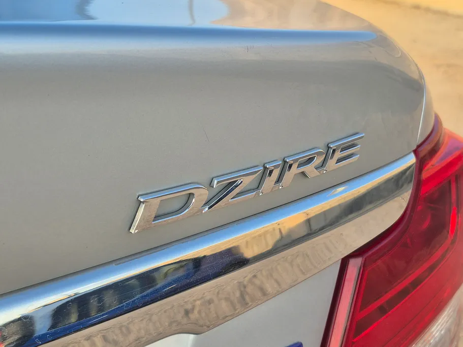 2025 سوزوكي Dzire GLX 