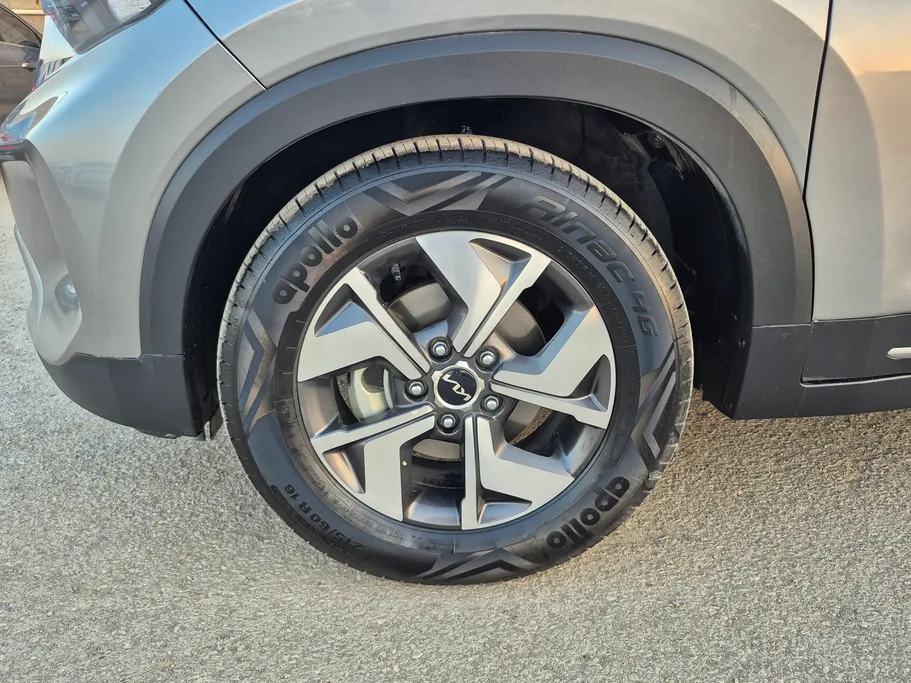 2023 Kia SONET LX 