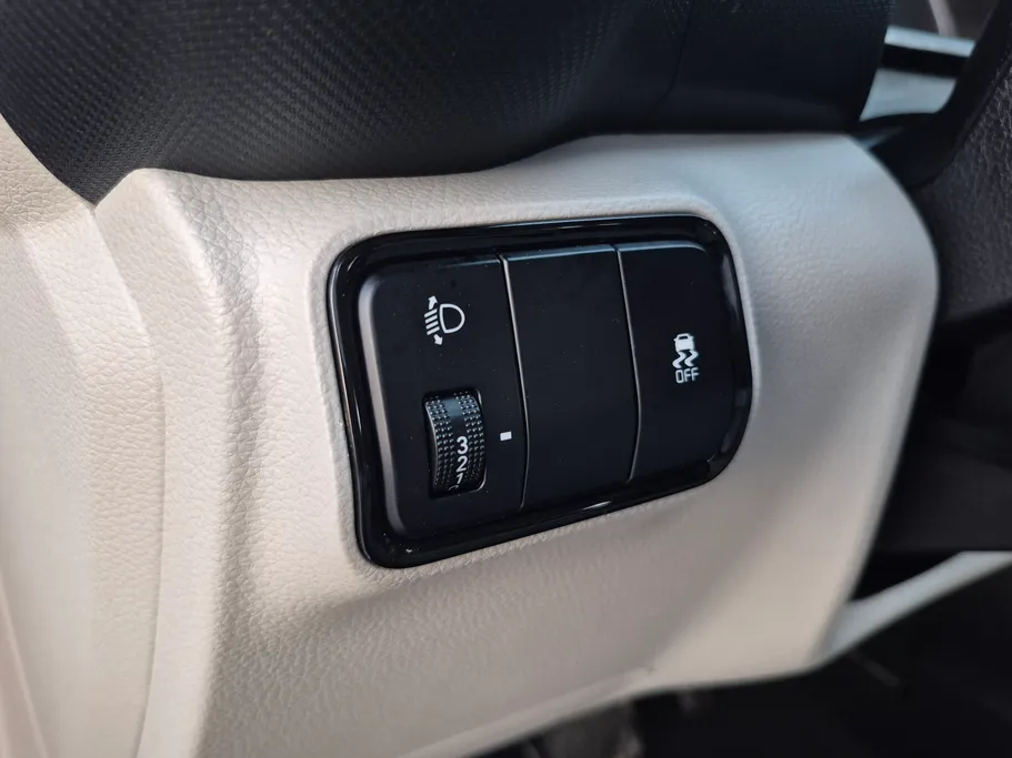 2023 Kia SONET LX 