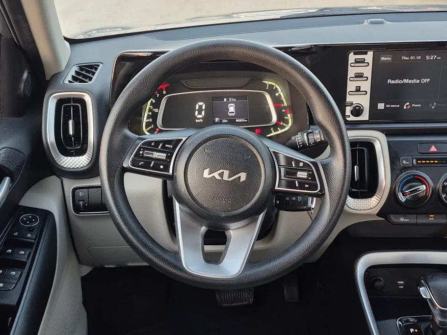 2023 Kia SONET LX 