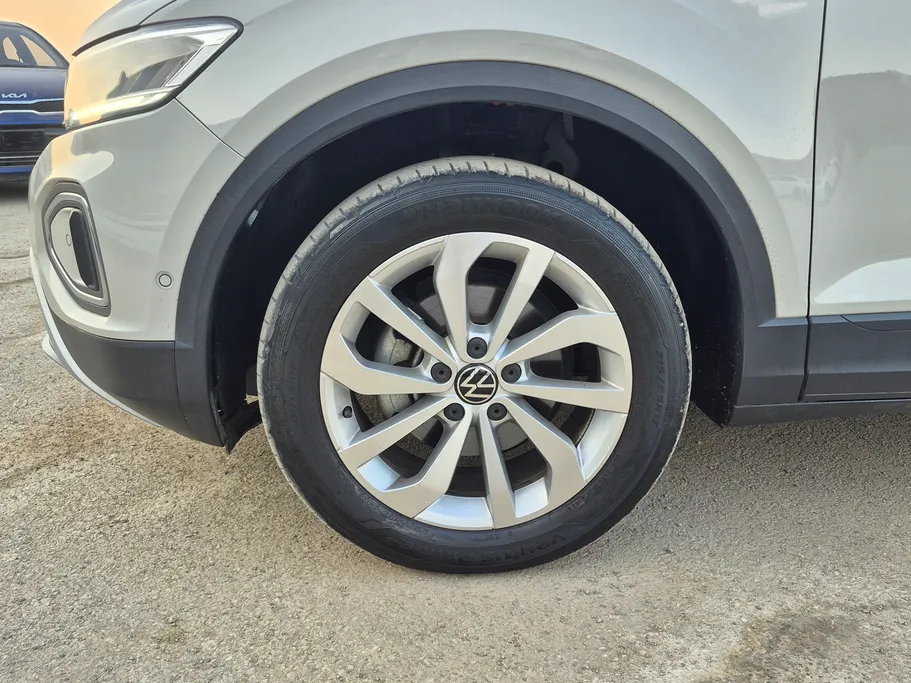 2024 Volkswagen T Roc Life 