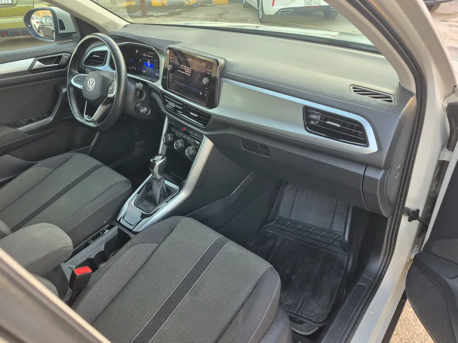 2024 Volkswagen T Roc Life 