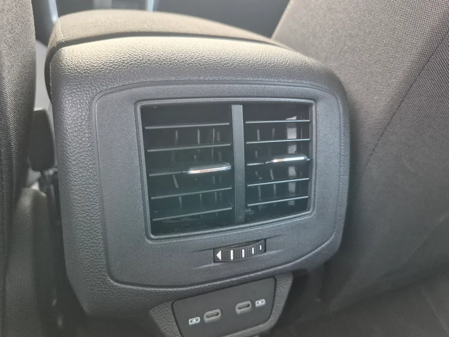 2024 Volkswagen T Roc Life 