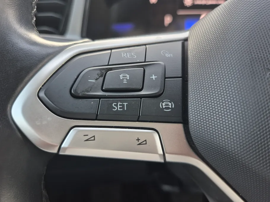 2024 Volkswagen T Roc Life 