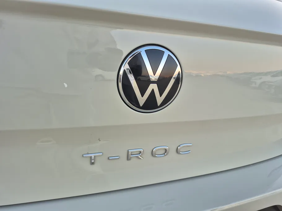 2024 Volkswagen T Roc Life 
