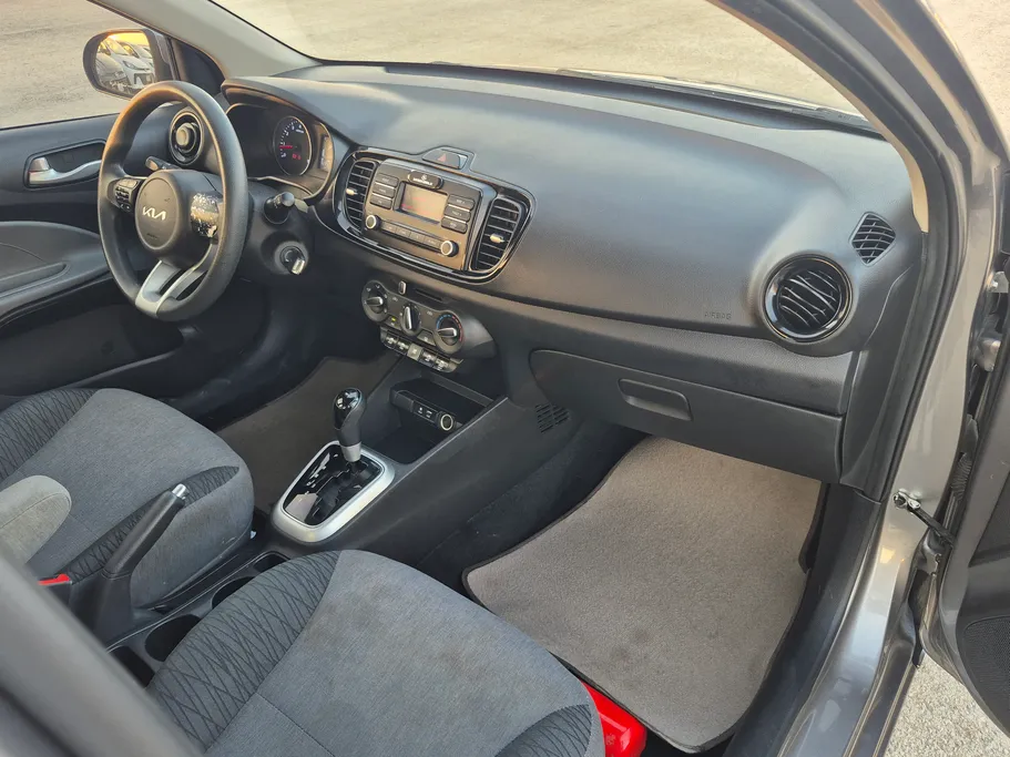 2022 Kia Pegas LX 