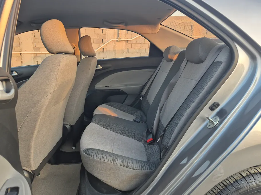 2022 Kia Pegas LX 
