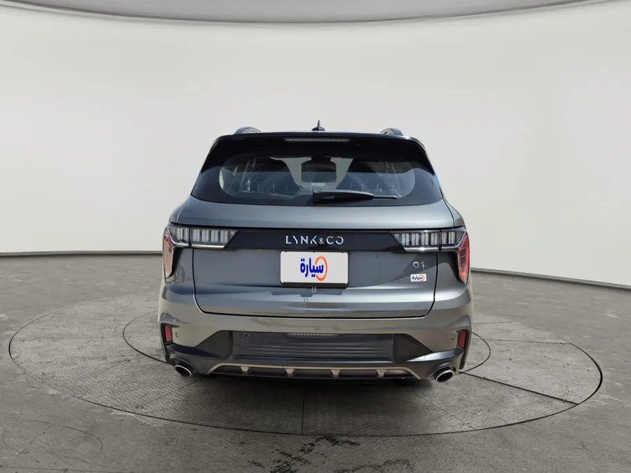 2023 Lynk and Co 01 Louder Pro 