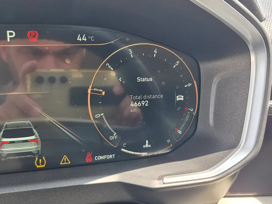 2023 Lynk and Co 01 Louder Pro 