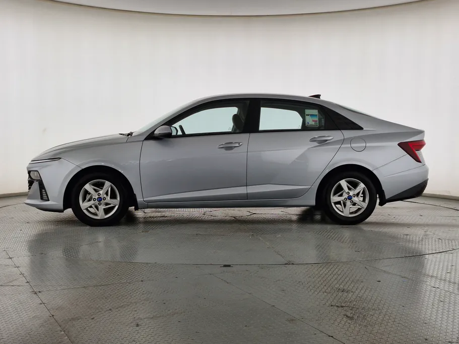 2025 Hyundai Accent Fleet 