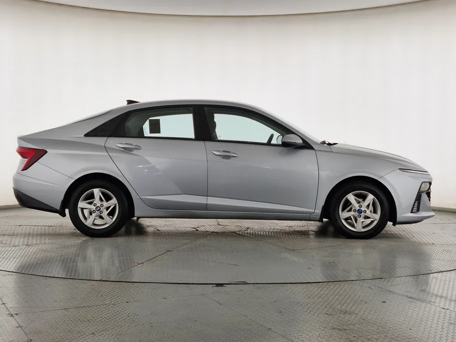 2025 Hyundai Accent Fleet 