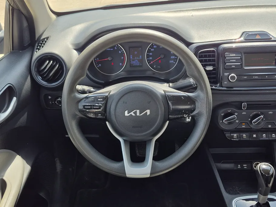 2022 Kia Pegas LX 