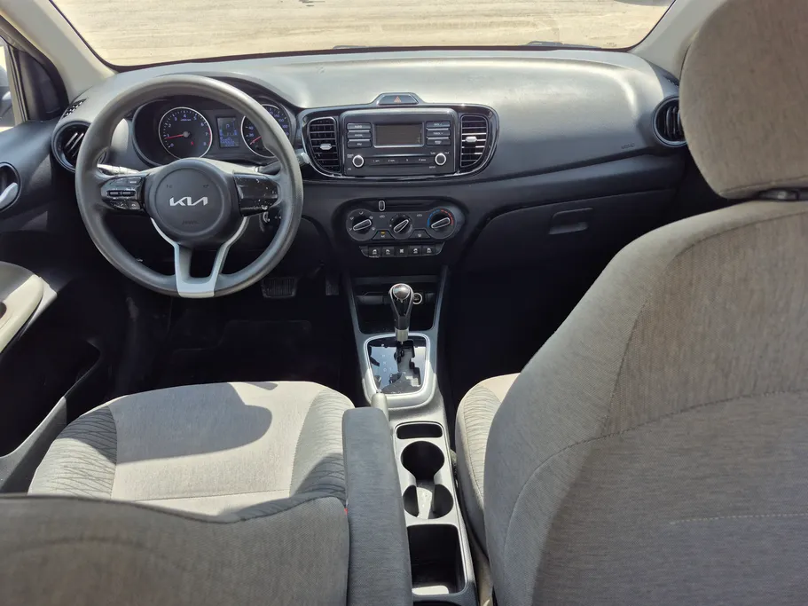 2022 Kia Pegas LX 