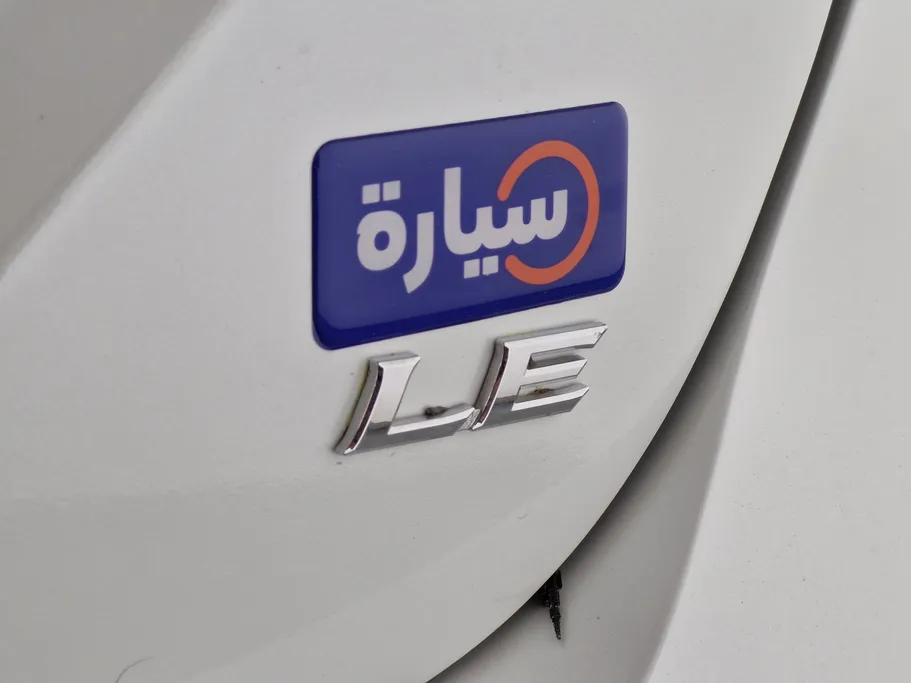 تويوتا كامري LE 2024 