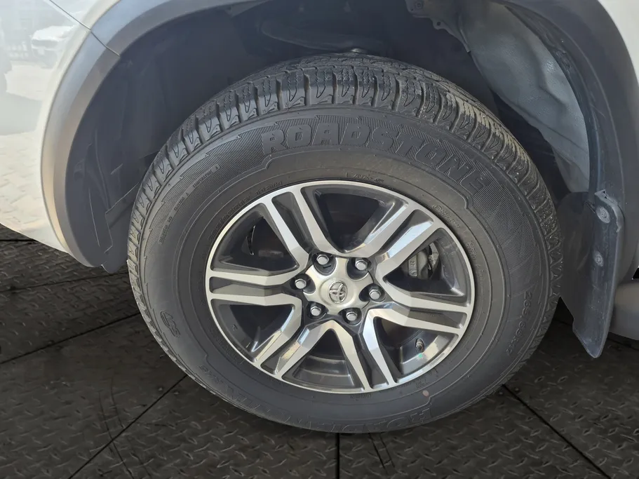 2023 Toyota Fortuner VX 