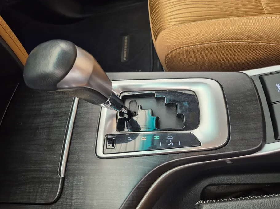 2023 Toyota Fortuner VX 
