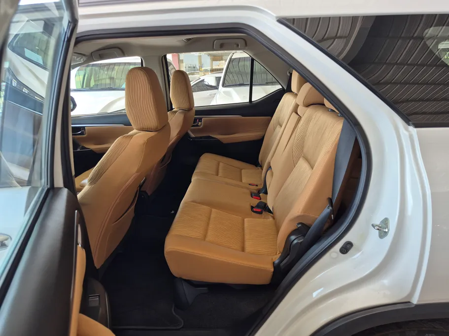 2023 Toyota Fortuner VX 
