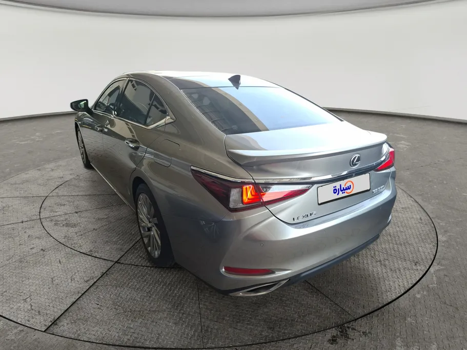 لكزس ES 350 2021 