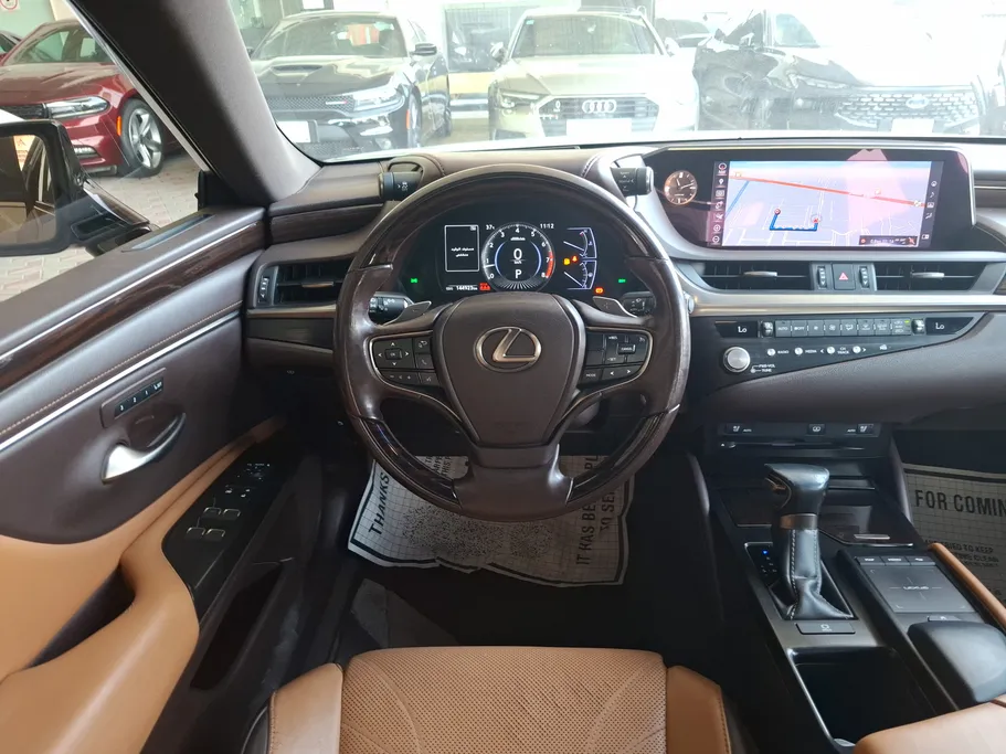 لكزس ES 350 2021 