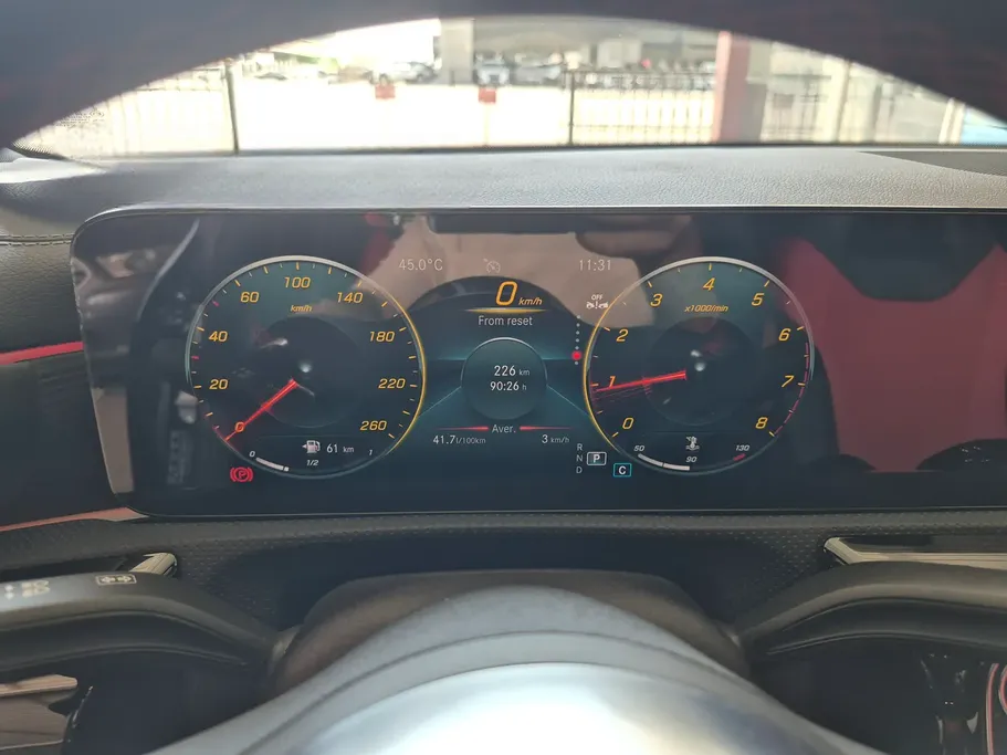 2023 Mercedes CLA 200 