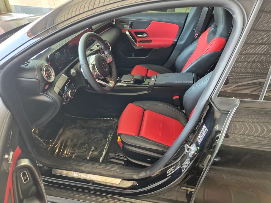 2023 Mercedes CLA 200 
