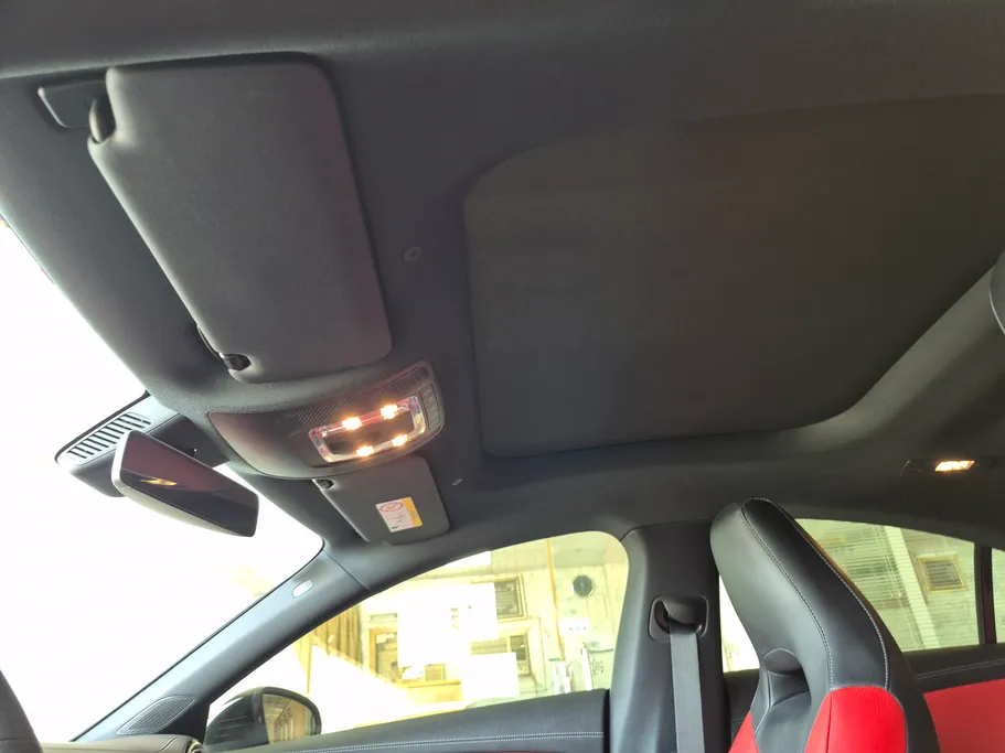 2023 Mercedes CLA 200 