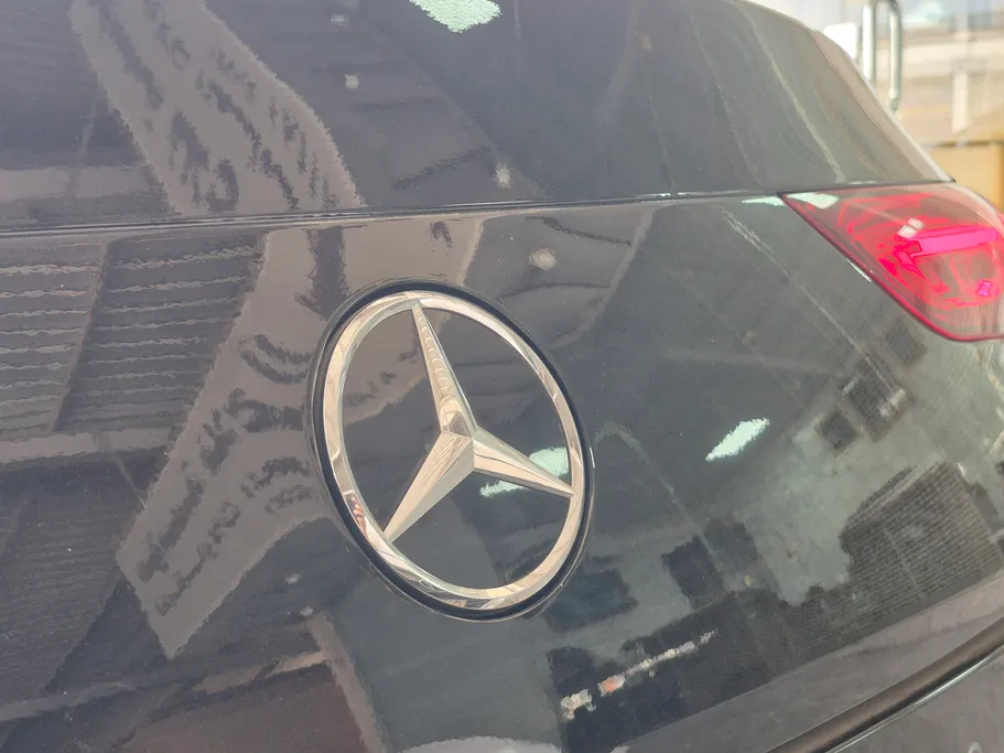 2023 Mercedes CLA 200 